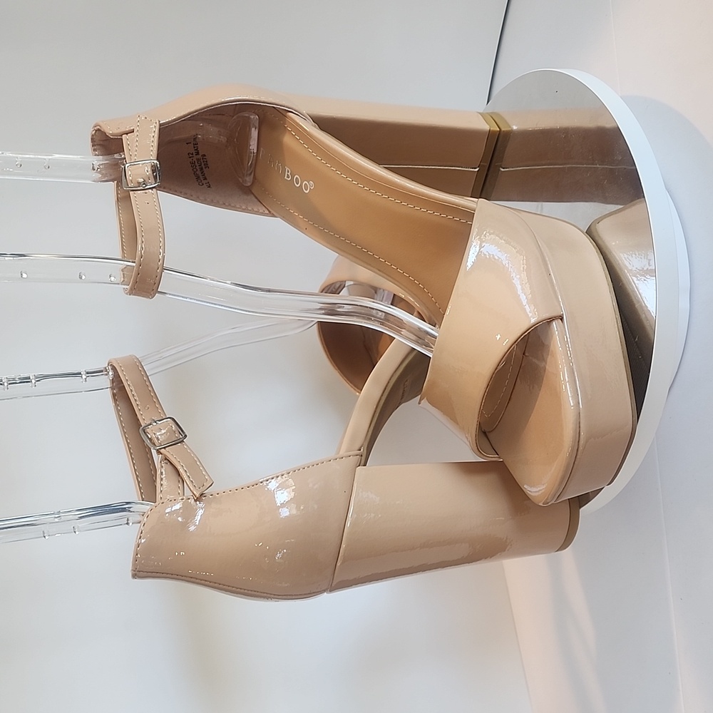 NEW! Nude Faux Patent Leather Platform Chunky Heels - Picture 2 of 7